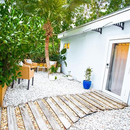 Cozy Tiny Home - Hidden Gem! ไมอามี ภายนอก รูปภาพ