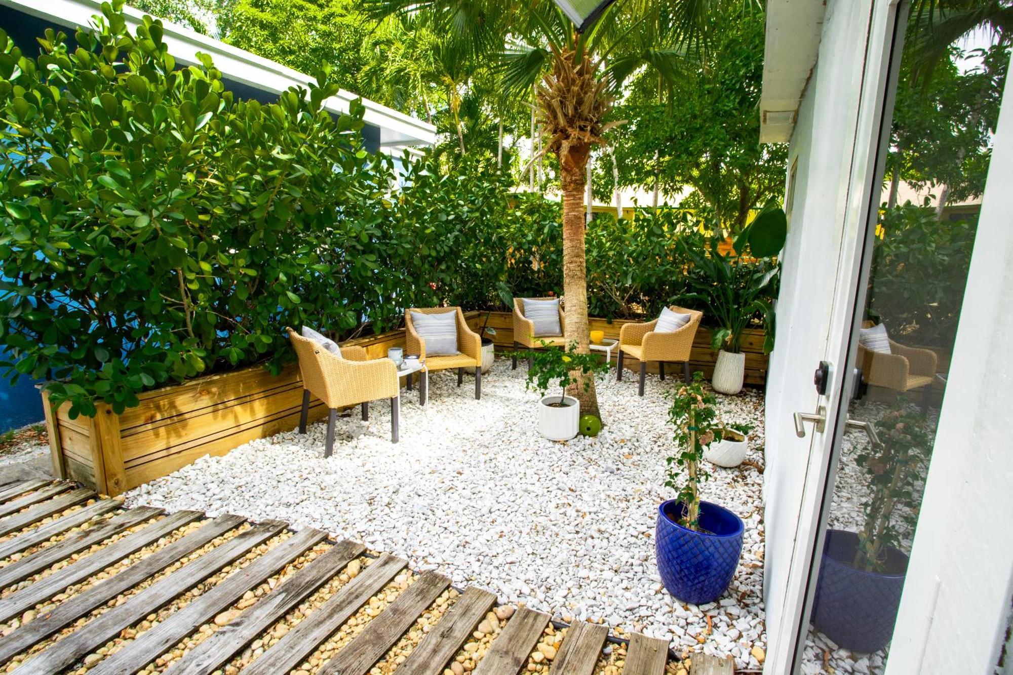 Cozy Tiny Home - Hidden Gem! ไมอามี ภายนอก รูปภาพ